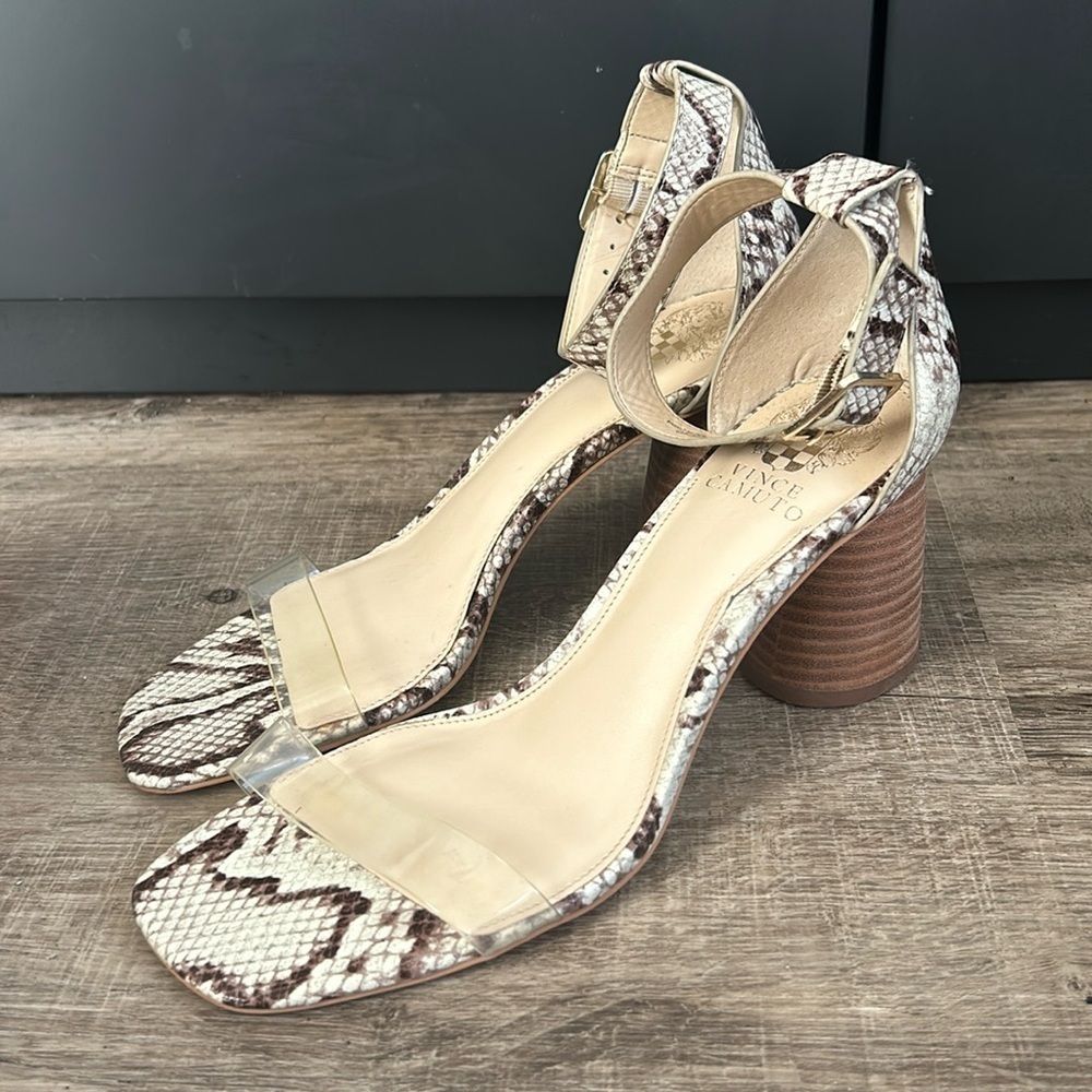 Vince Camuto Mejorla Womens Ankle Strap Snakeskin Block Heels Sandals Ivory 9W
